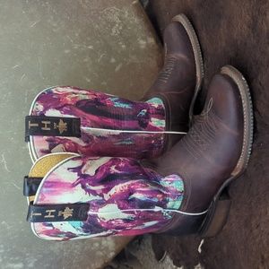 TIN HAUL "Highbrow Horses" colorful horses & brown leather square toe boots sz 6